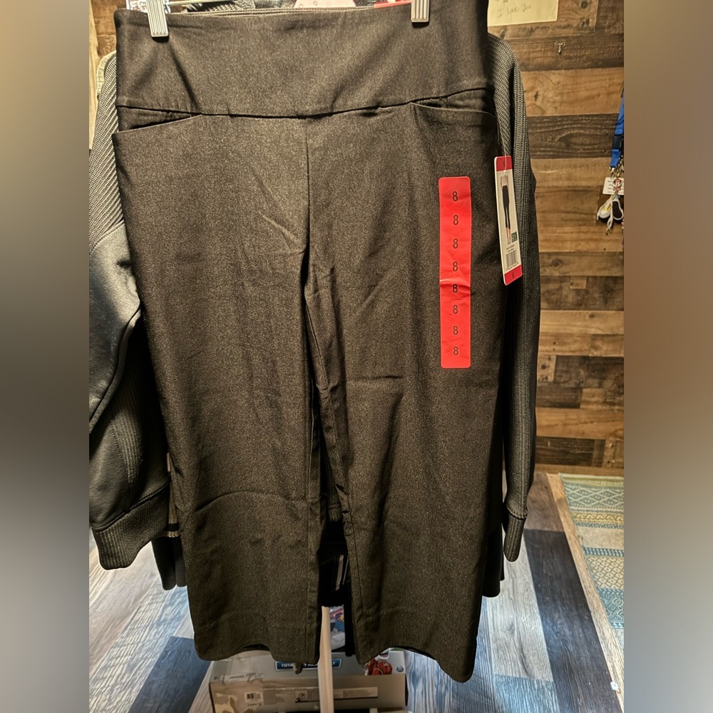 S.C. & CO. 360 Tummy Control Petal Slit 22" Inseam Capris Black NWT SIZE 8